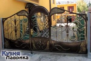 Ковані брами (ворота) - кузня Лаврика, Львів